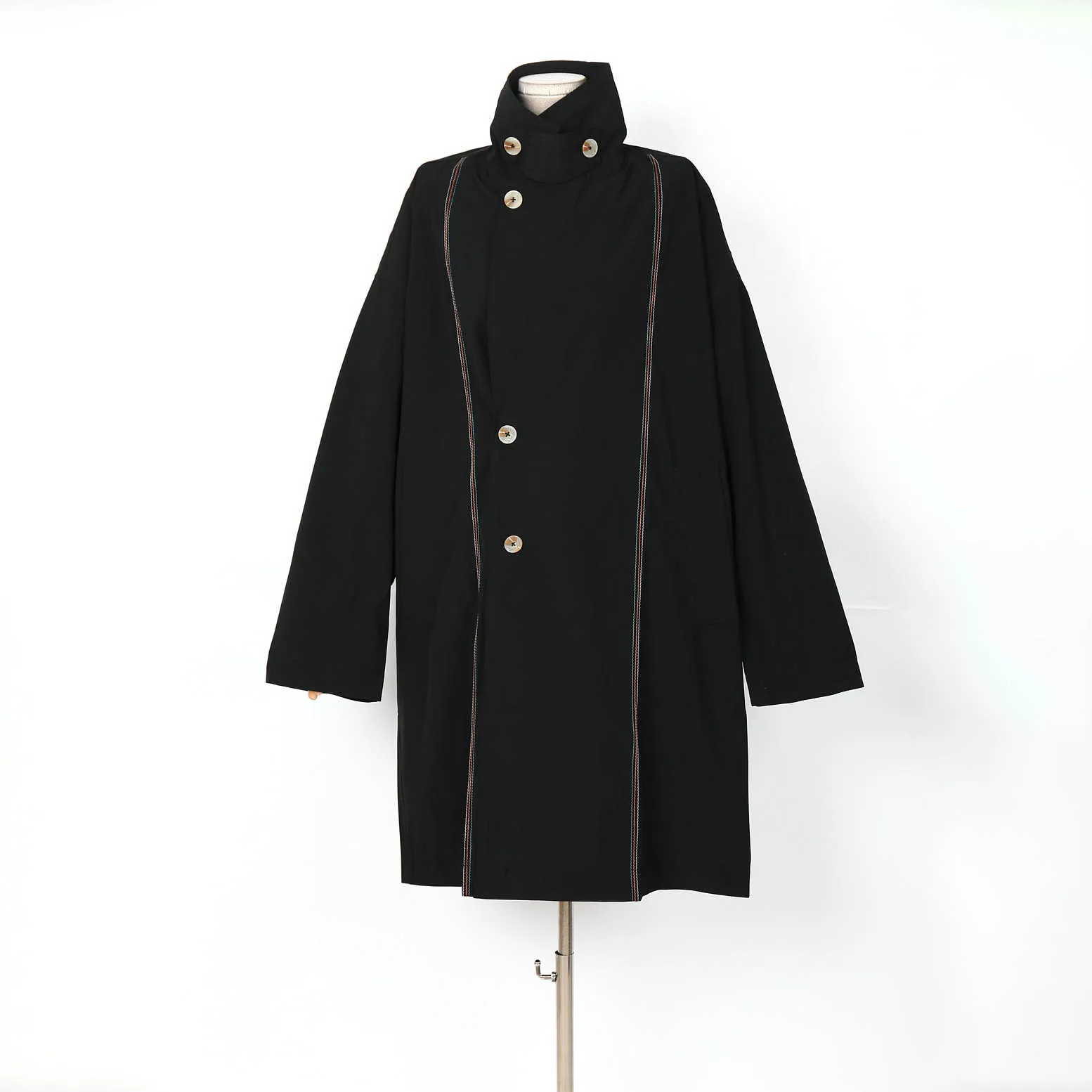 

2025 Spring Women's Black Trench Coat with Contrast Stitching Stand Collar Oversized Long Jacket Fashion Casual Single Breasted