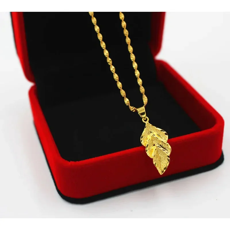 

Fashion Luxury European currency gold jewelry does not fade necklace jewelry improvement gold Korean girlfriend gift