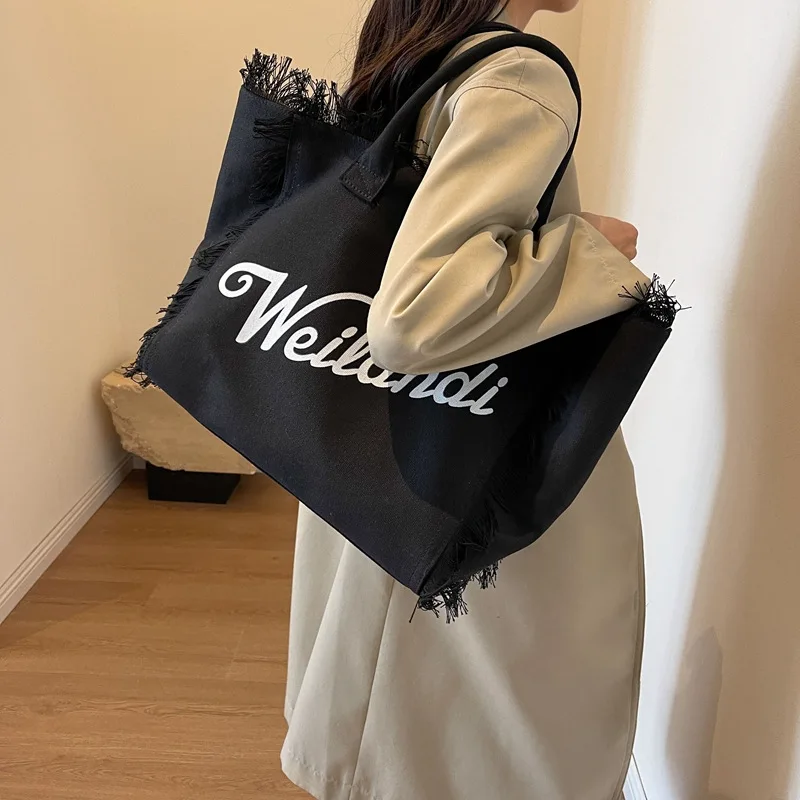 New large-capacity bag female 2024 new letters printed tote bag simple fashion hundred shoulder bag