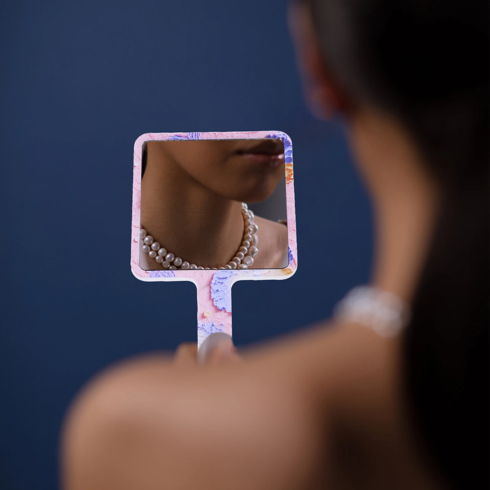 

Square Flower Handheld Mirror Vision for on-The-Go Makeup Application Ergonomic Handle Small Mirror for Women Bag