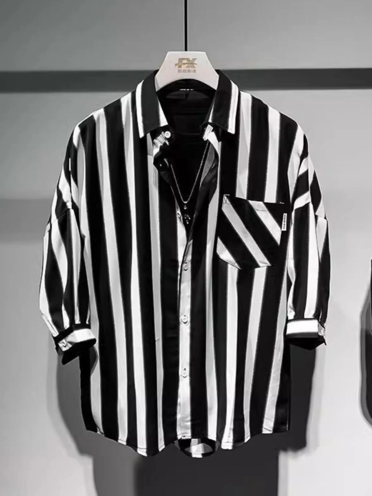 

Men's Summer Thin ort Sve Striped irt Loose Fit Youth Trend Casual Cotton Plain Color Turn-down Collar Full Sve irt