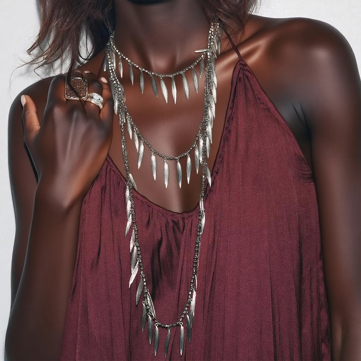 Personality Beaded Splicing Alloy Feather Leaves Charm Necklace for Women Holiday Party Jewelry Neck Accessories