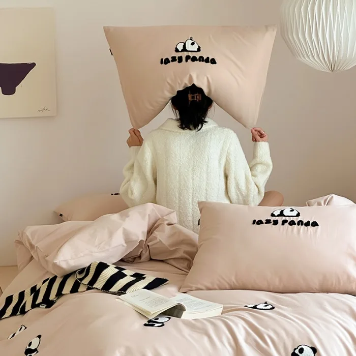 

Customizable four-piece set of pure cotton