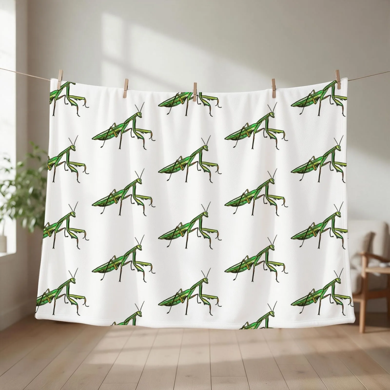 Praying Mantis Throw Blanket couch cozy soft plush fuzzy picnic outdoor blanket