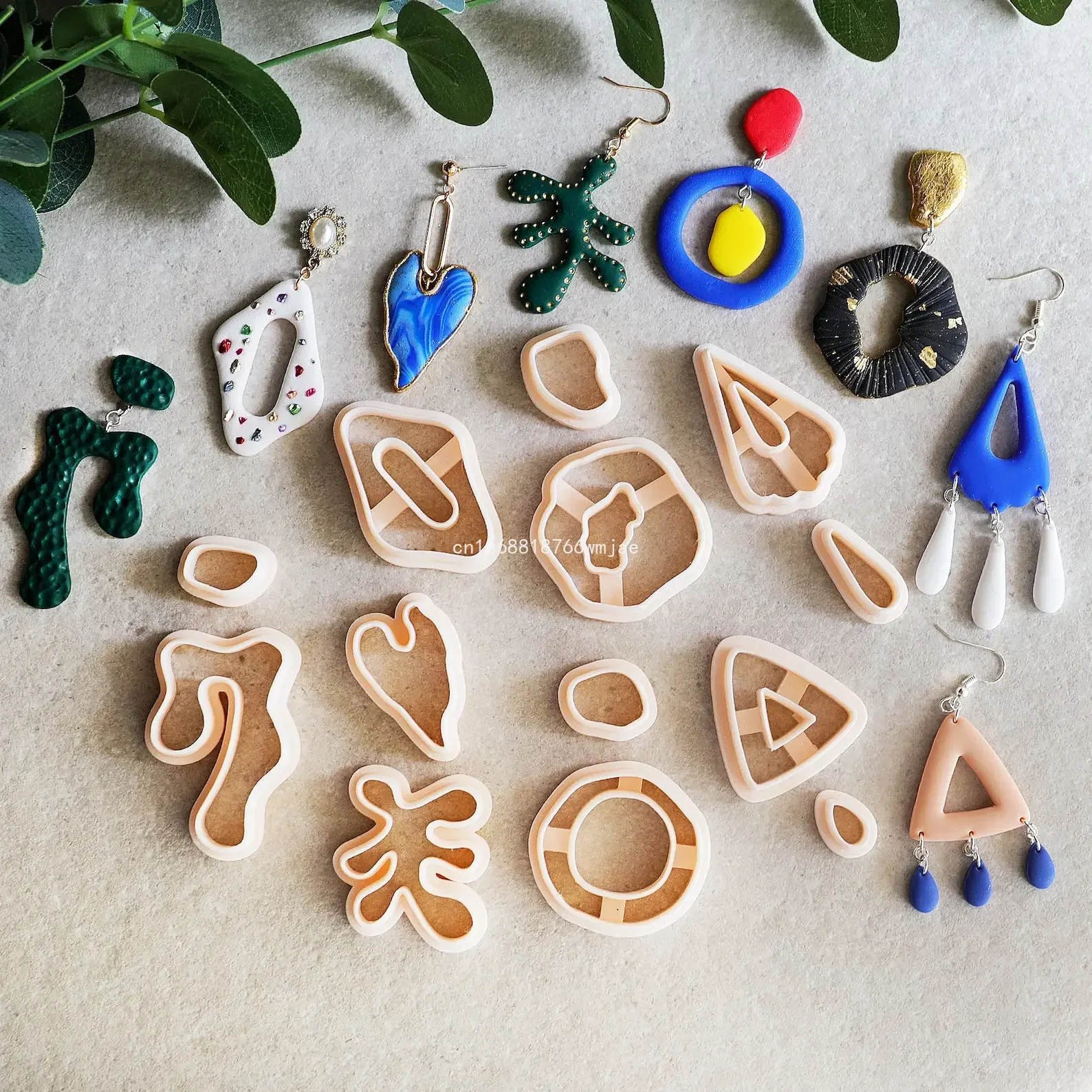 Irregular Geometric Polymer Clay Molds Leaves Abstract Shaped Clay Cutters for DIY Earring Jewelry Pendant Embossing Cutting