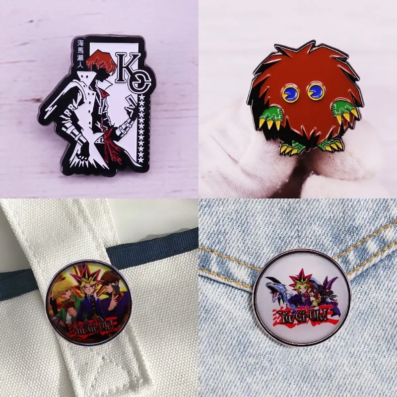 Bros lapis naga putih mata biru klasik Pin Enamel bros legendaris kuat Aksesori dekorasi ransel perhiasan Anime