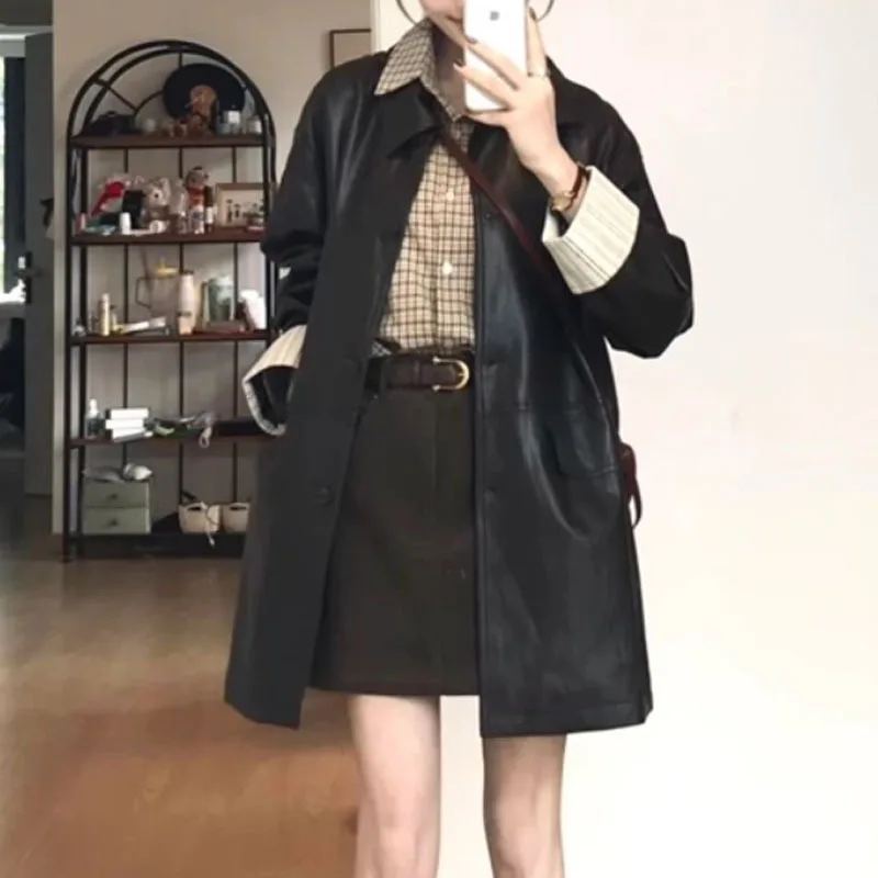 سترة نسائية من الجلد الأسود قصيرة مقاس كبير، نمط عصري رائع، مشاعر أمريكية راقية، نمط جديد مشهور جدًا