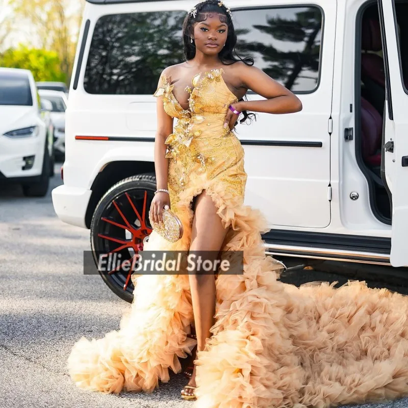 セクシーなゴールドウエディングドレス黒人女の子のための 2025 アップリケロングマーメイドパーティードレスフリルアフリカのイブニングドレスカスタマイズ