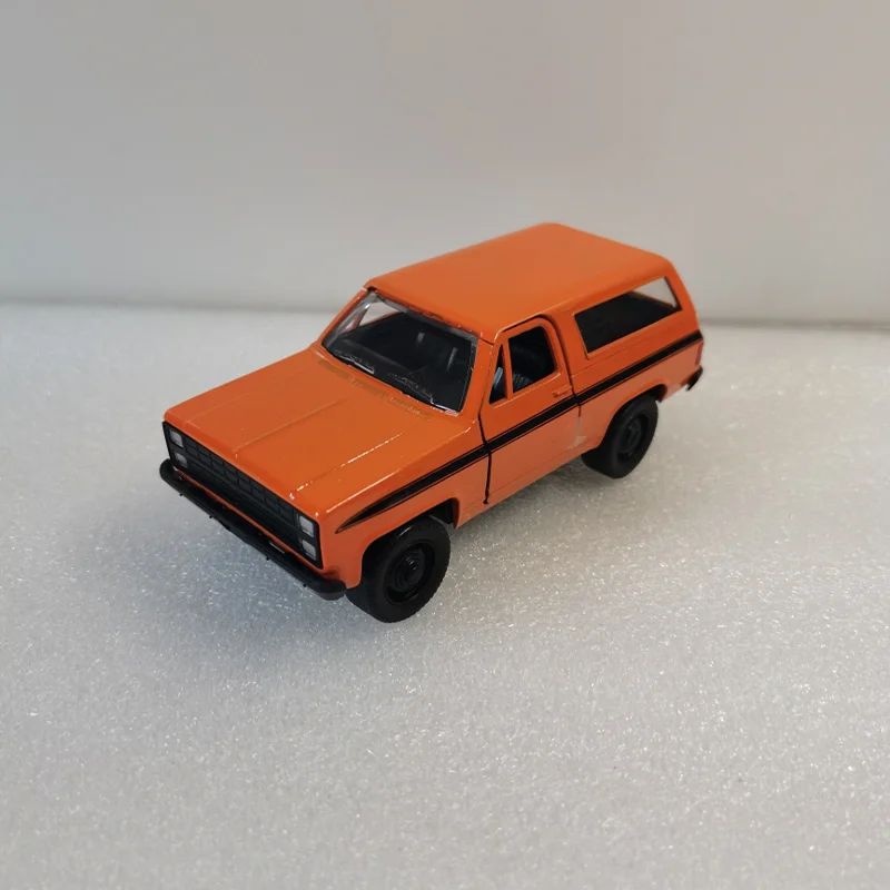 

JADA масштаб 1:32 сплав 1980 блейзер внедорожный пикап литой мини-игрушечный автомобиль моделирование классическая модель коллекционные сувенирный дисплей