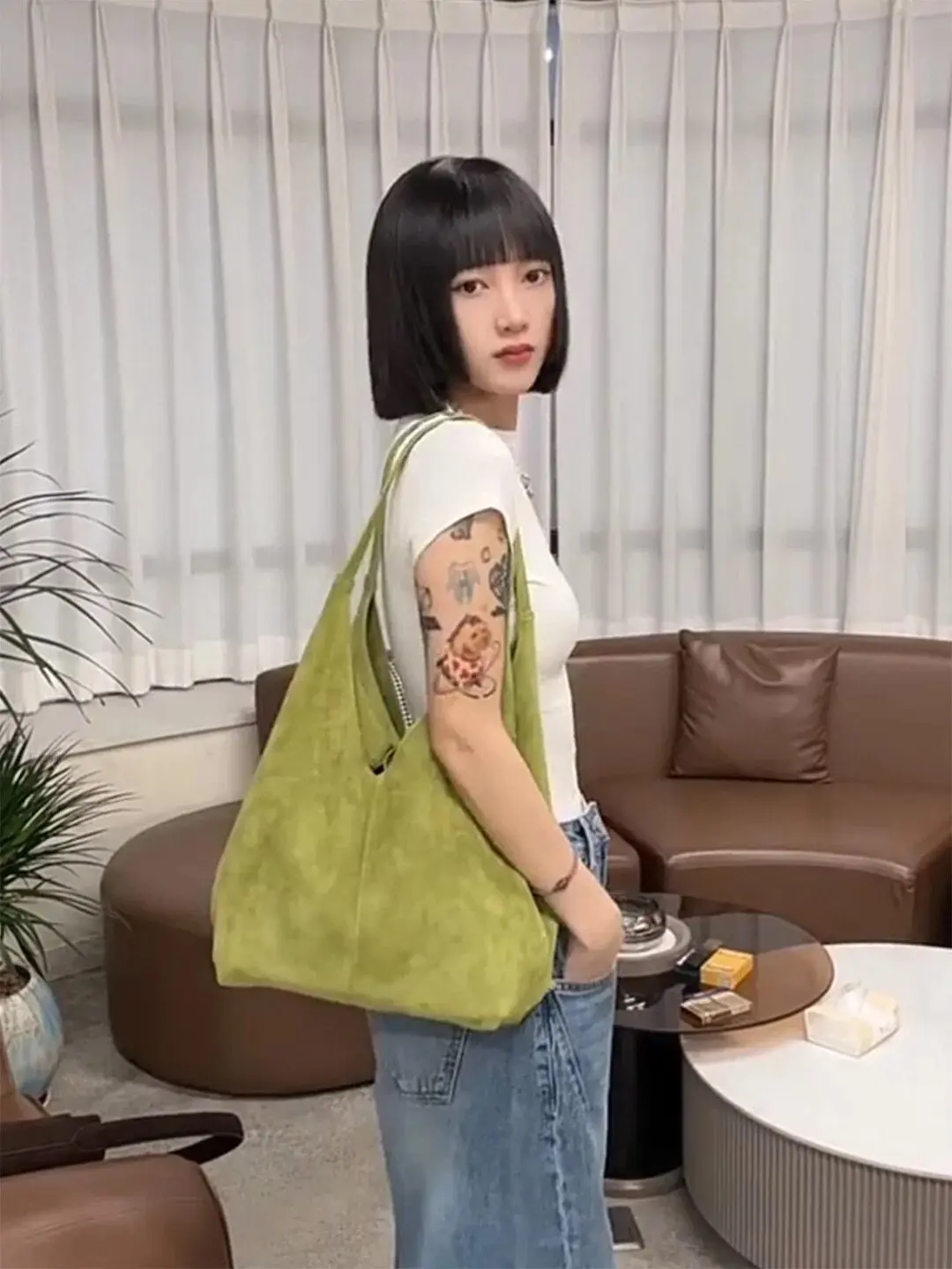 Women's Premium Texture Suede Large Capacity Olive Green Shoulder Bag Fashion Simple Versatile Commuting Armpit Bag