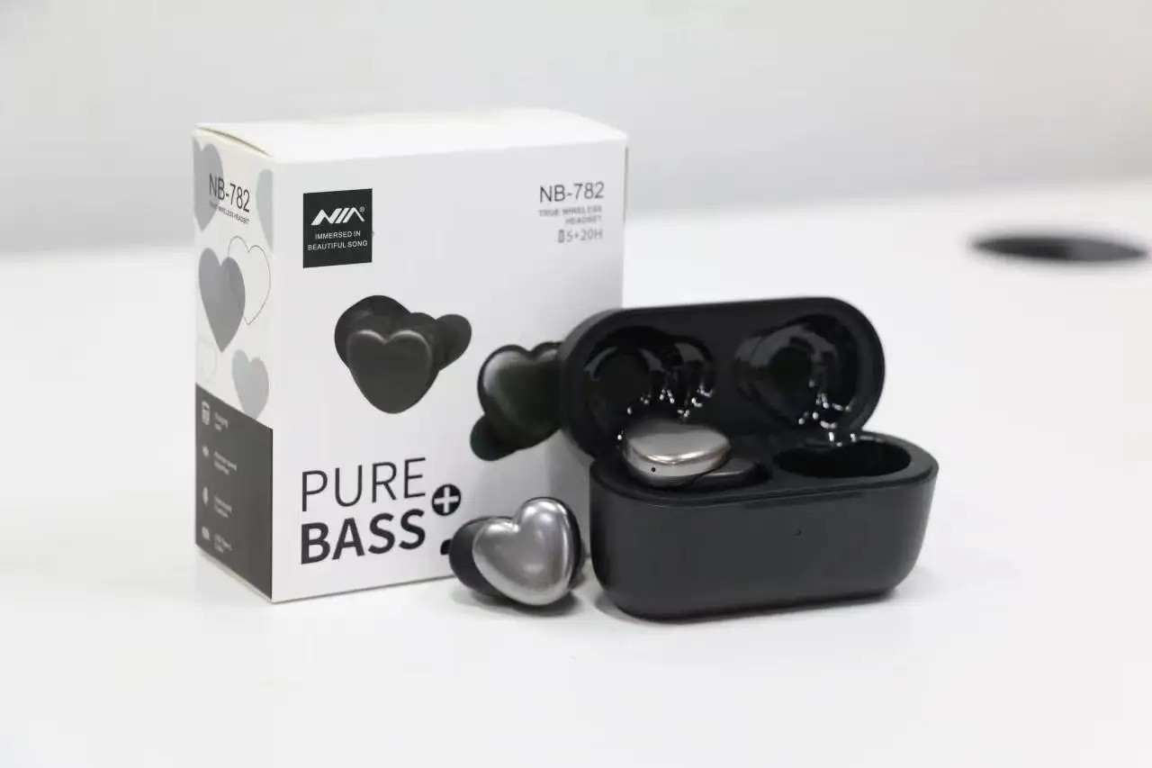 Imagem -02 - Tws Bluetooth Wireless Headphones Heart Shaped Earphones Fone de Ouvido para Mulher de Alta Qualidade Earbuds para Menina Presente Original Novo Nb782