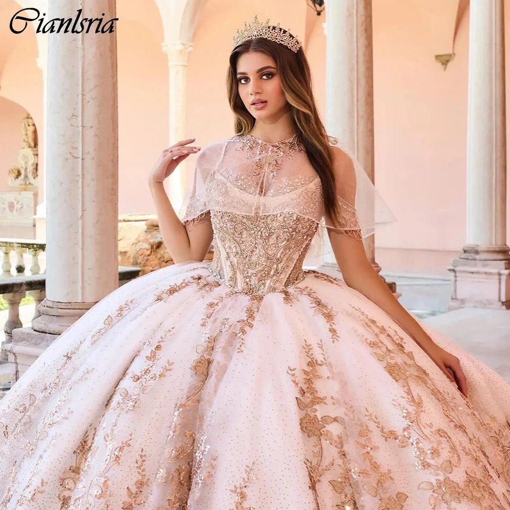 فساتين Quinceanera بشريط سباغيتي شامبانيا ، مزينة بالترتر ، ثوب حفلة دانتيل ، مشد بالخرز كريستالي ، 15 عامًا