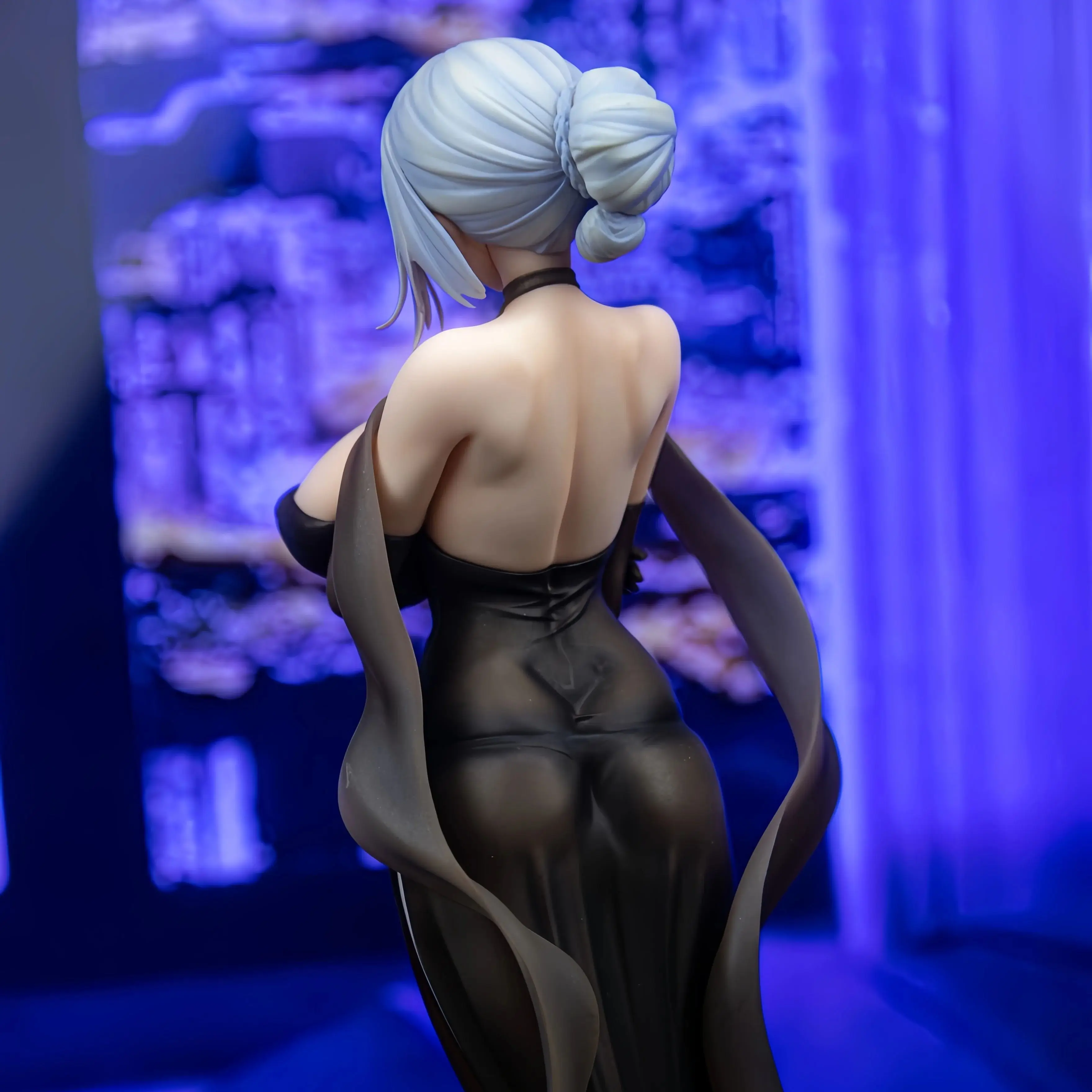 Mrs. Wife Beautiful Girl Anime Game Peripheral Models, Trendy Toys, Anime Figurines, Table Decorations, and Birthday Gifts
