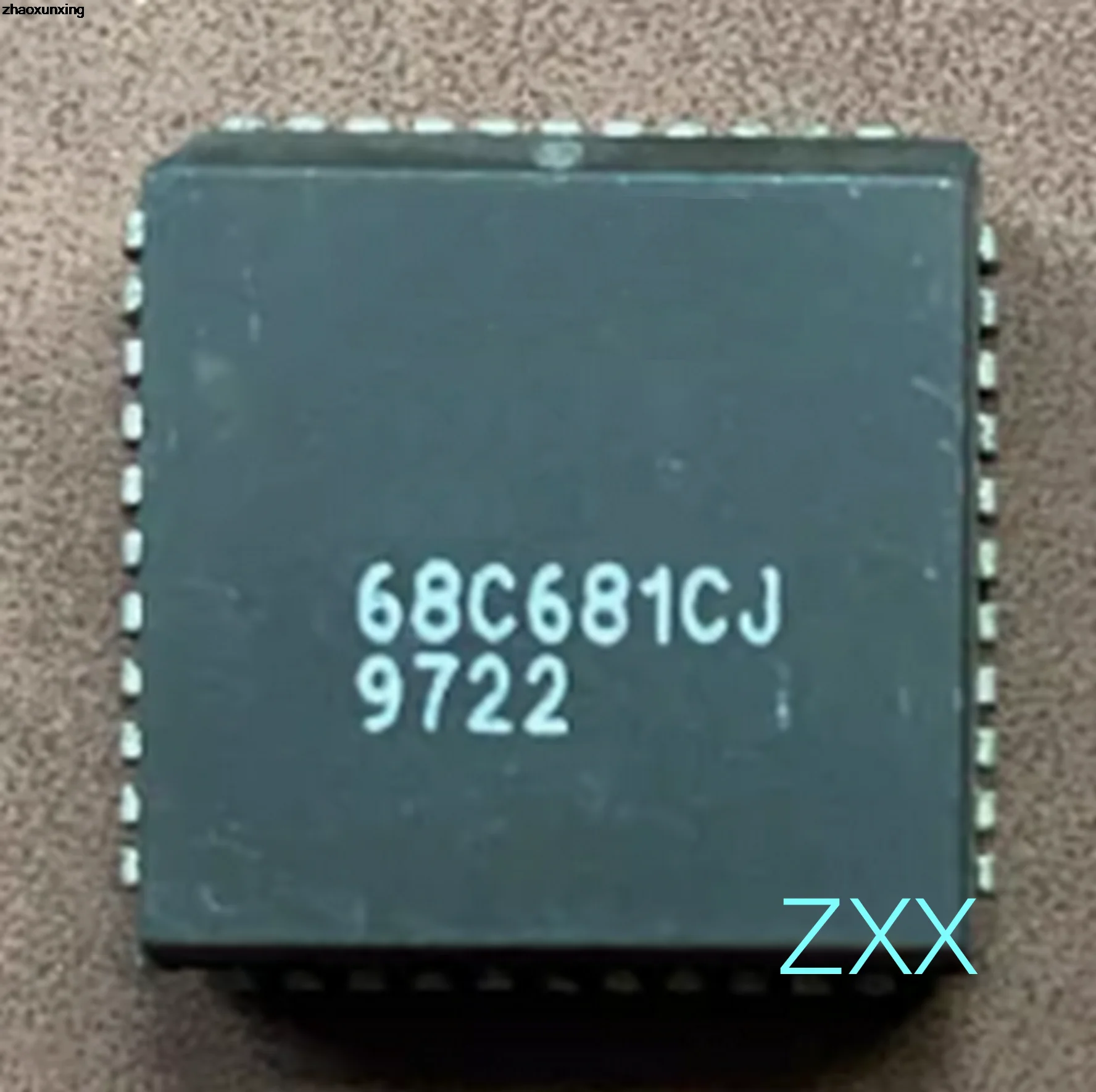 

2 шт. новый XR68C681CJ PLCC44