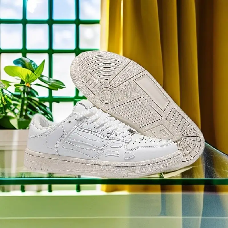 

700 New couple casual sports shoes for men, versatile, trendy, low top shoes for women sneakers women