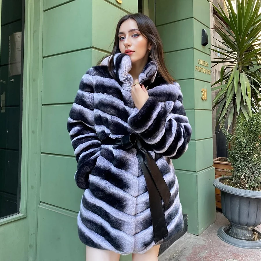 سترات على شكل أرنب طبيعي معطف فرو شينشيلا طويل الطراز للنساء من فرو الأرنب الحقيقي سترة جلدية أصلية عالية الجودة