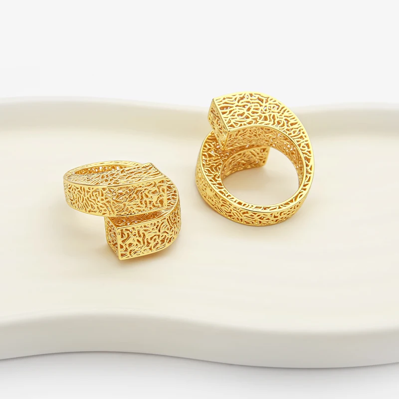 IVOG Hollow Out Irregular Line Design Ring For Women Gold Color Exquisite Ring Fashion Jewelry Official Flagship Store