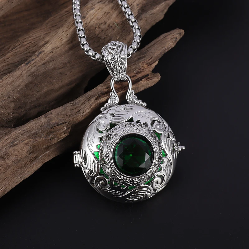 Vintage Round Big Locket Pendant Necklace for Women Men Anti Allergy Jewelry Necklace Nice Gift