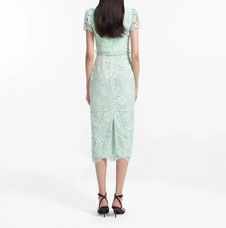 Summer 2024 New Mint Green Short Sleeve Lace Patchwork Square Neck Diamond Chain Decoration Slim Fit Women Midi Dress