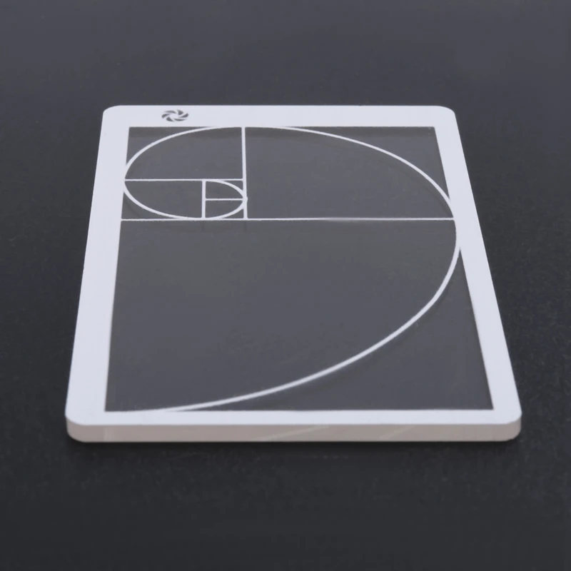 أداة تكوين المثلث الذهبي ، مكتشف الرؤية ، المشاهد ، التصوير الفوتوغرافي ، الرسم ، الرسم ، حجم بطاقة الائتمان ، تناسبها في المحفظة