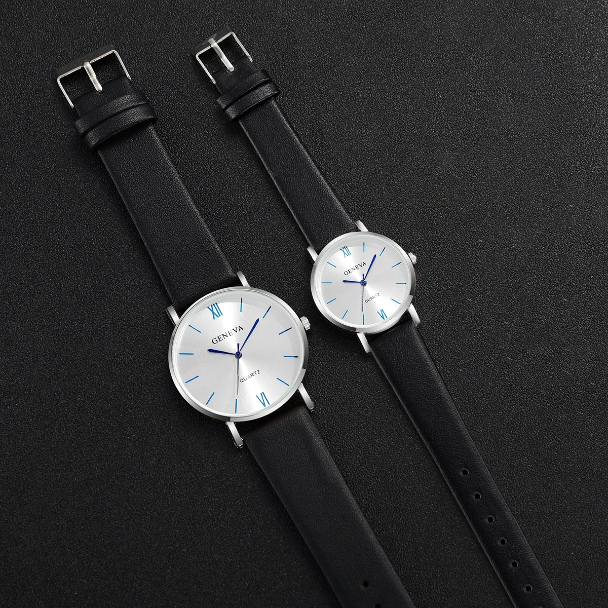 2PCS/Set Couple\'s Watches Fashion Leather Band Analog Quartz Watch