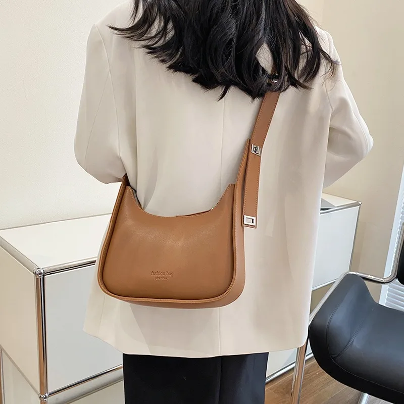 

Small Designer Women's Black Bag Simple Retro Crossbody Bags Luxury Pu Leather Female Handbags Pure Color Bucklet Shoulder Sac