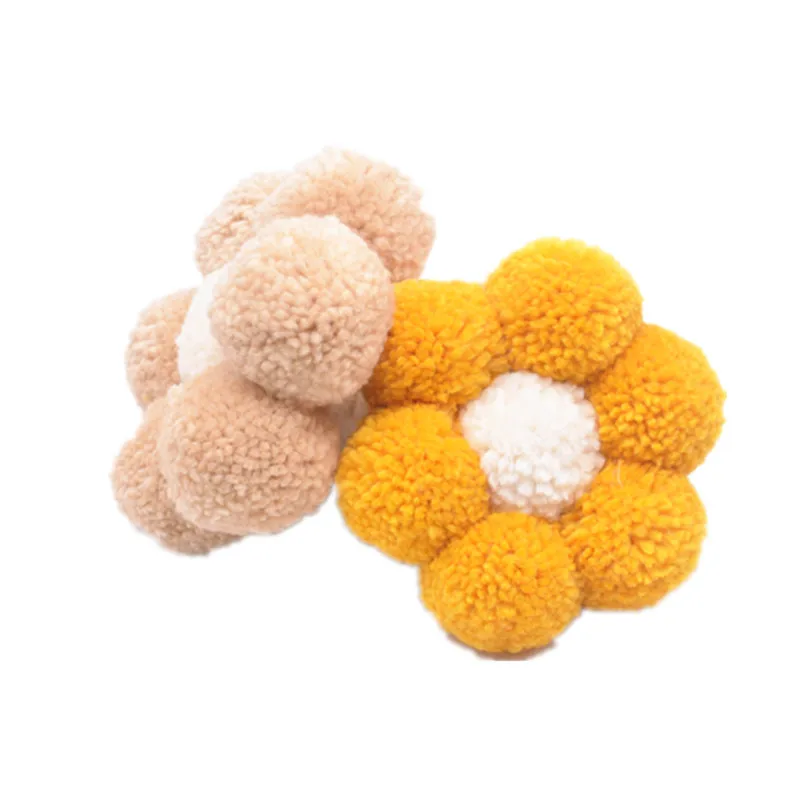 Pompon Daisy Wall Hanging & Pompon Wall Hanging & Flower Wall Hanging