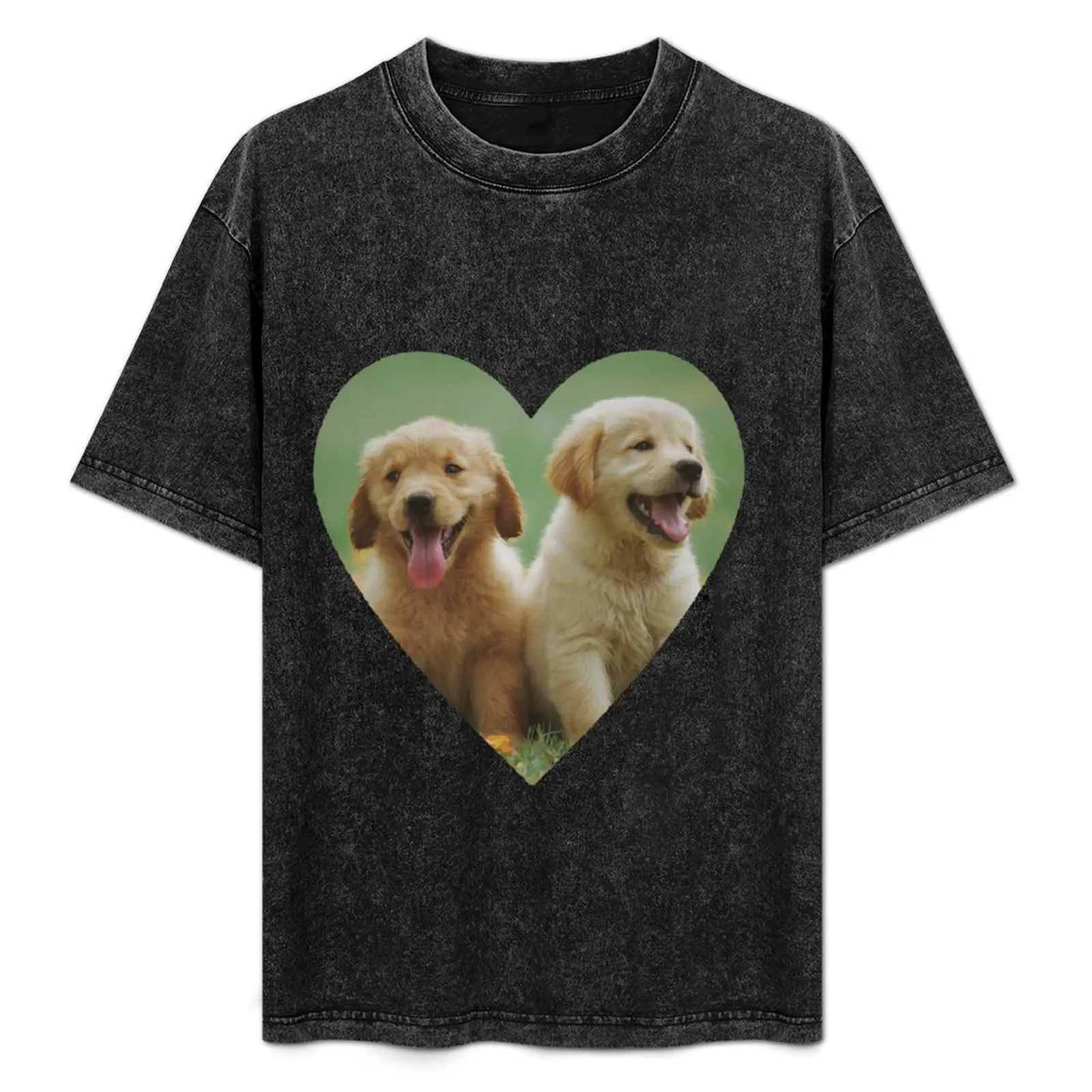 

Cutes fun Golden doggo heart T-Shirt Holiday Party Tee Shirt