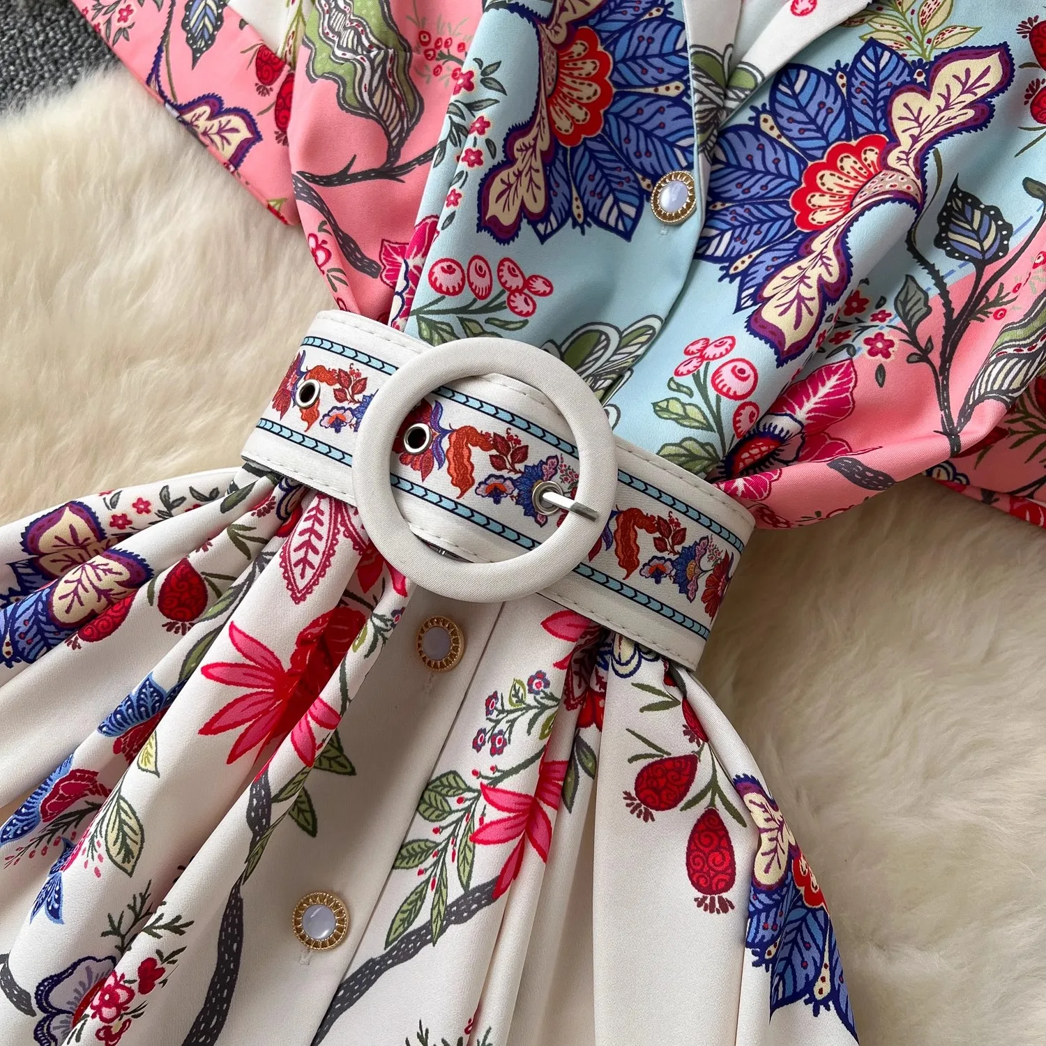 Vacanza estiva Fiore Boho Abito da donna Manica corta Cintura dentellata A-Line Beach Party Vestido Perle Bottoni Abiti maxi