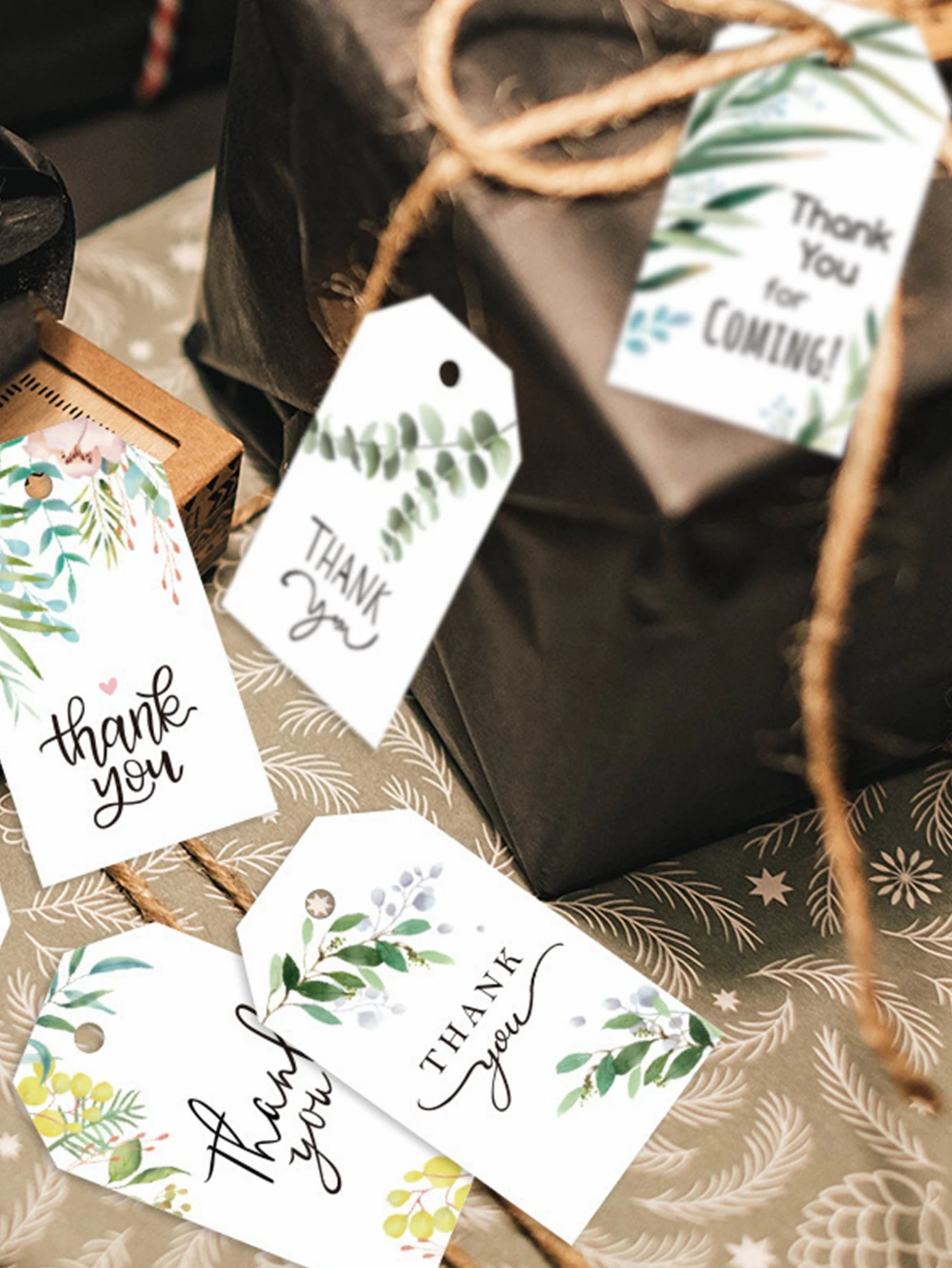 50pcs Thank You Tags, Gift Wrap Decoration Thank You Label, Fresh Green Leaf Print Card With Hemp Rope For Gift Decor