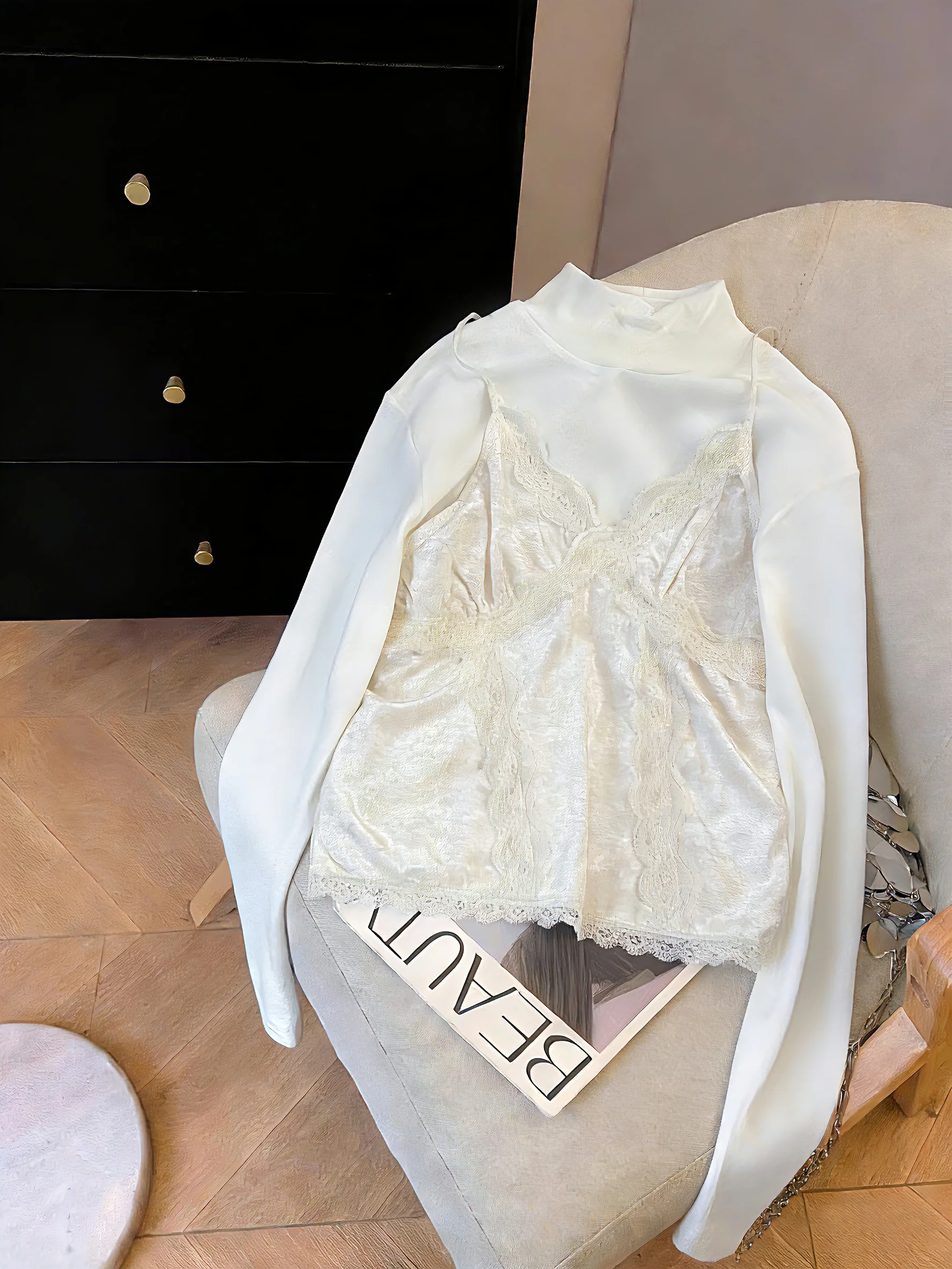 

Корейская модная женская футболка с высоким воротником, длинным рукавом, кружевными вставками, для весны и осени, повседневный базовый топ, комплект