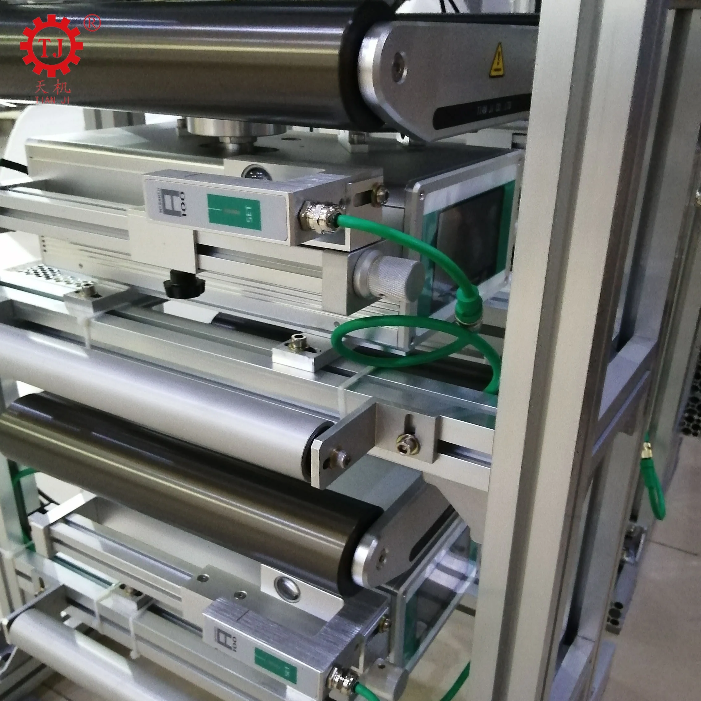 TLF Factory Customizable Roll Roll Web Guide System Hydraulic Web Guide Aligner for Bag Making Machine EPC Web Guiding Control