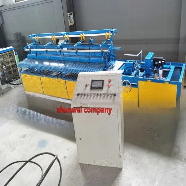 Fully Automatic PLC Stainless Steel Chain Link Fence Net Making Machine Diamond Mesh Wire Making Machine for Chicken Production