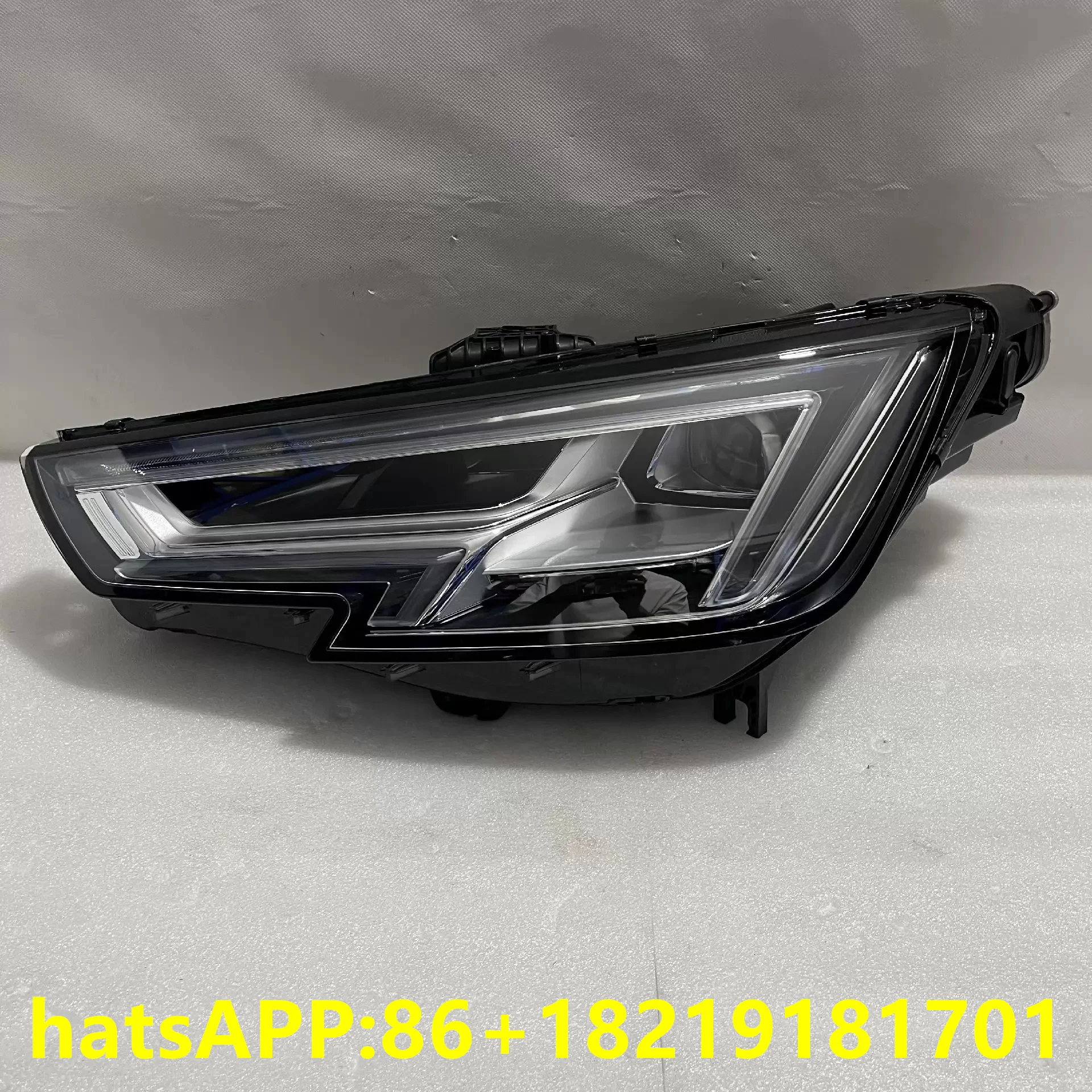 

1PC for Audi A4 headlights 2017-2019 LED headlight 8WD941034, 8WD941033 EU version Headlamp