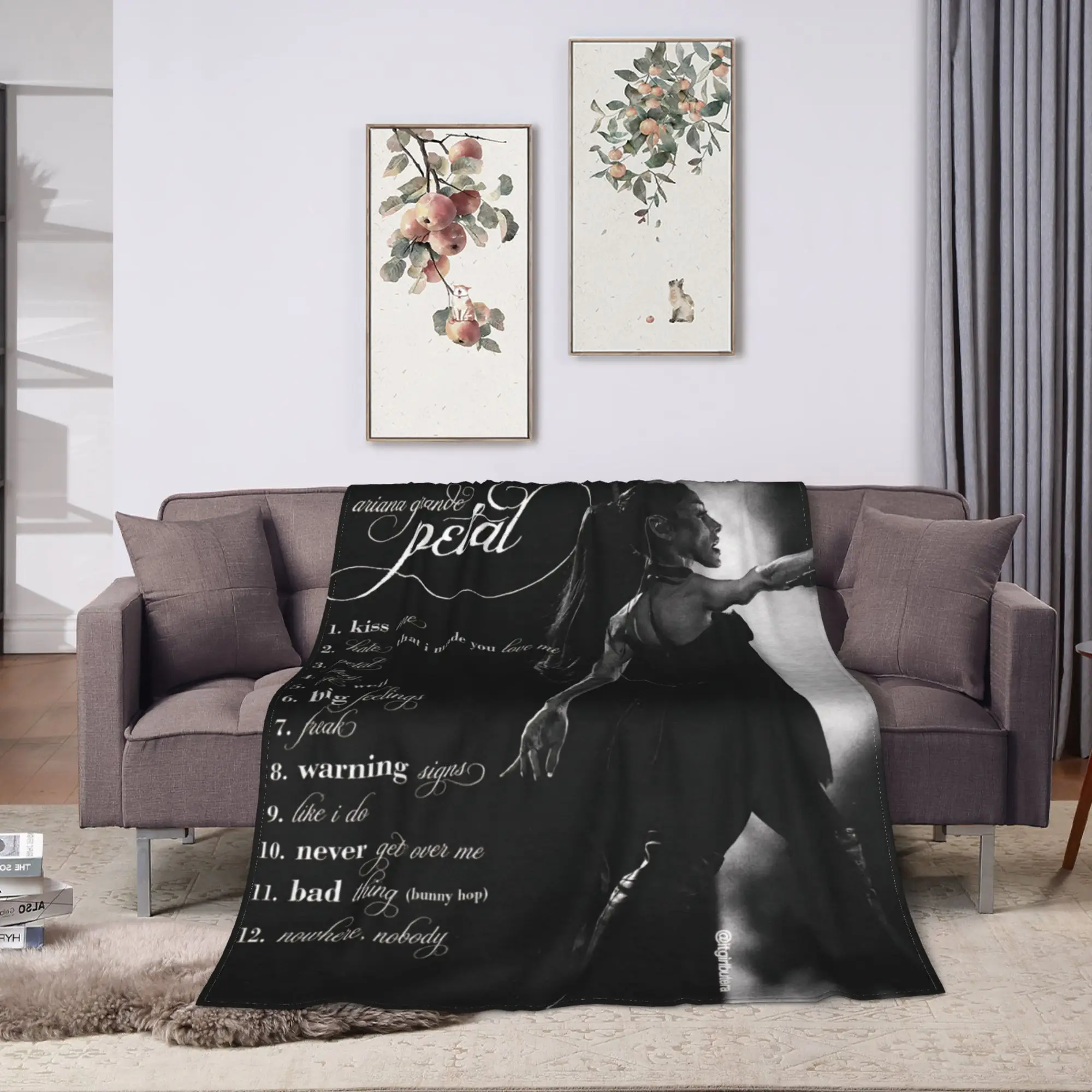 Arianas Grandes petal  Blanket Quality Soft Warm  Throw Blanket Winter Airplane Travel Home Decor Novelty Bedspread