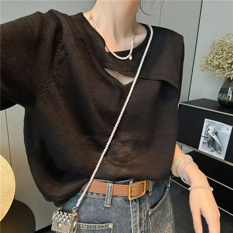 

Hollow Short-sleeved Design T-shirt for Women, Summer Base Layer, Loose Casual Korean Style Top