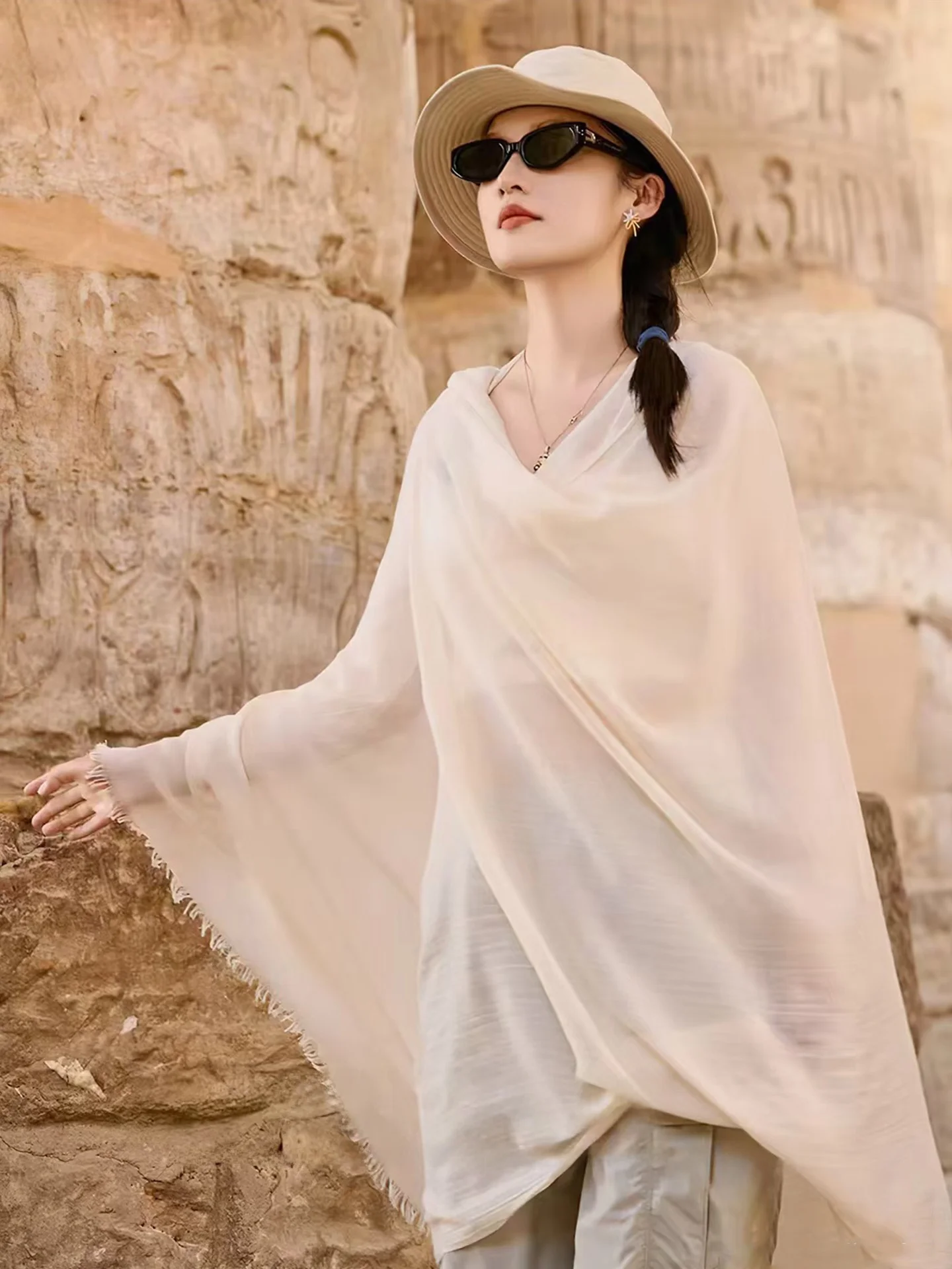 suphalo-cotton-linen-shoulder-shawl-women's-outerwear-summer-desert-beach-travel-sun-protection-headscarf-korean-style-tassel