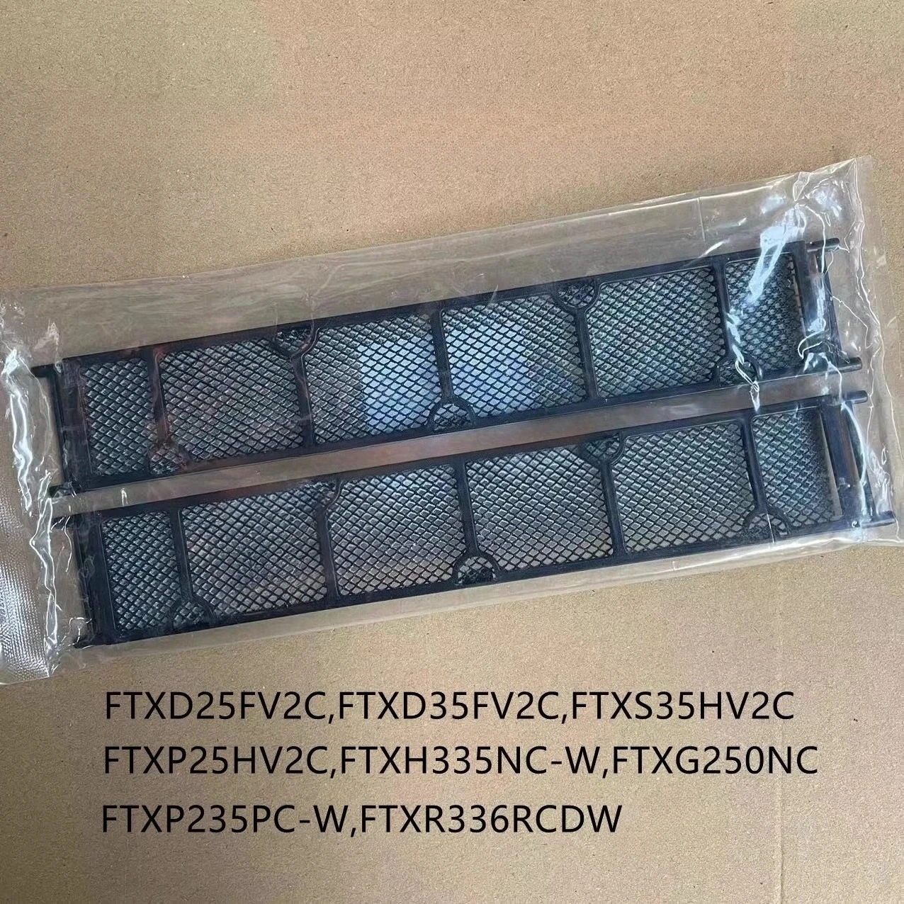 Suitable for Daikin air conditioner hook-up filter UP-titanium filter photocatalytic FTXD FTXS FTXH35FV2 photocatalyst