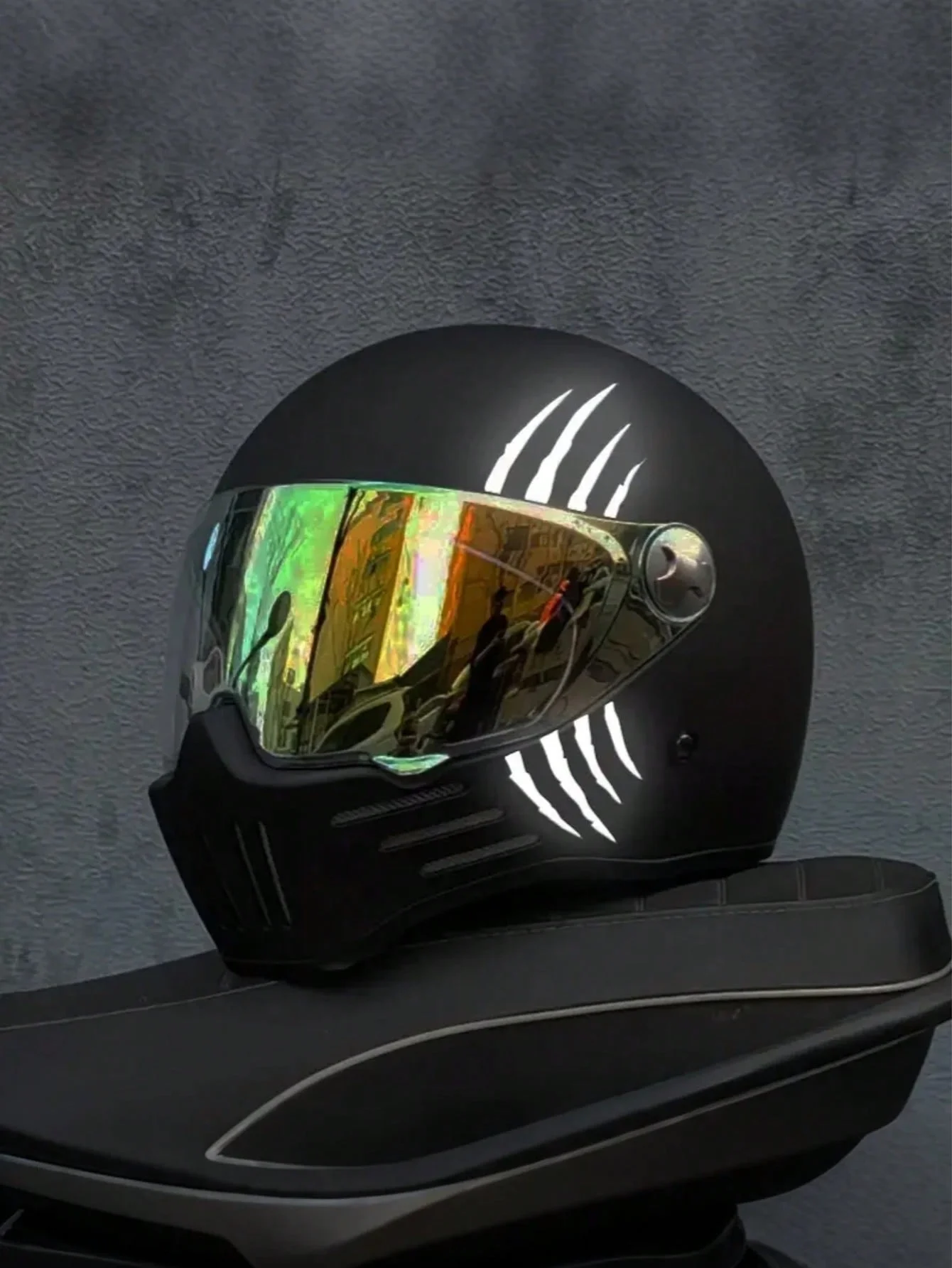 قطعة واحدة من رقعة الفينيل العاكسة للخدش على شكل مخلب مونستر - لون نيون، بولي كلوريد الفينيل المقاوم للماء، متينة لخوذة الدراجة النارية، السيارة، الدراجة، S #5