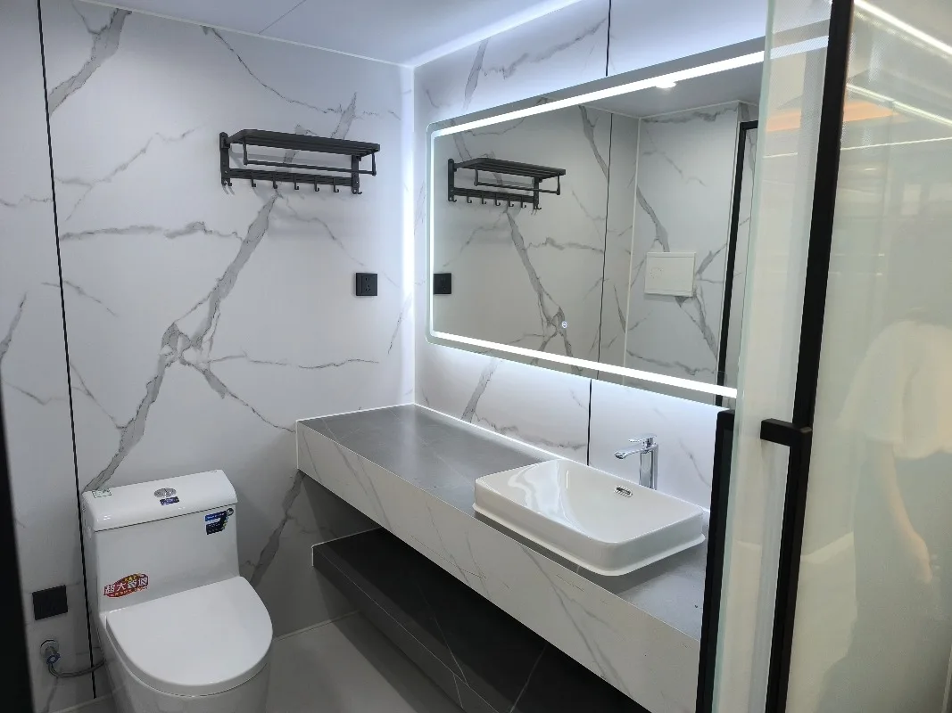 Cabina prefabricada baja prefabricada moderna totalmente renovada para villa de vida móvil, hotel