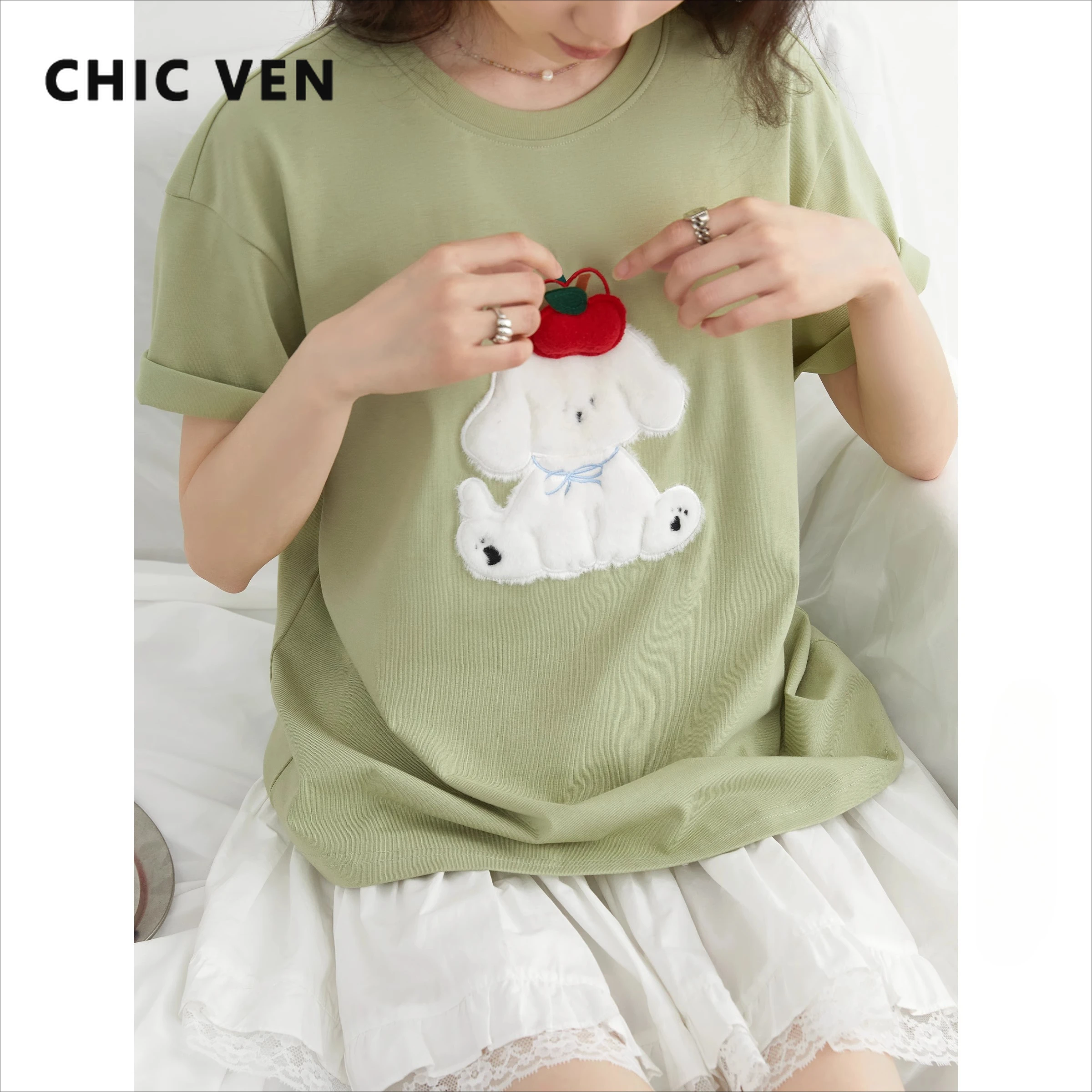 

CHIC VEN Women T-Shirts O Neck Loose Casual New Embroidered Cool Short Sleeved Female Tees Summer 2025 Girl Clothing