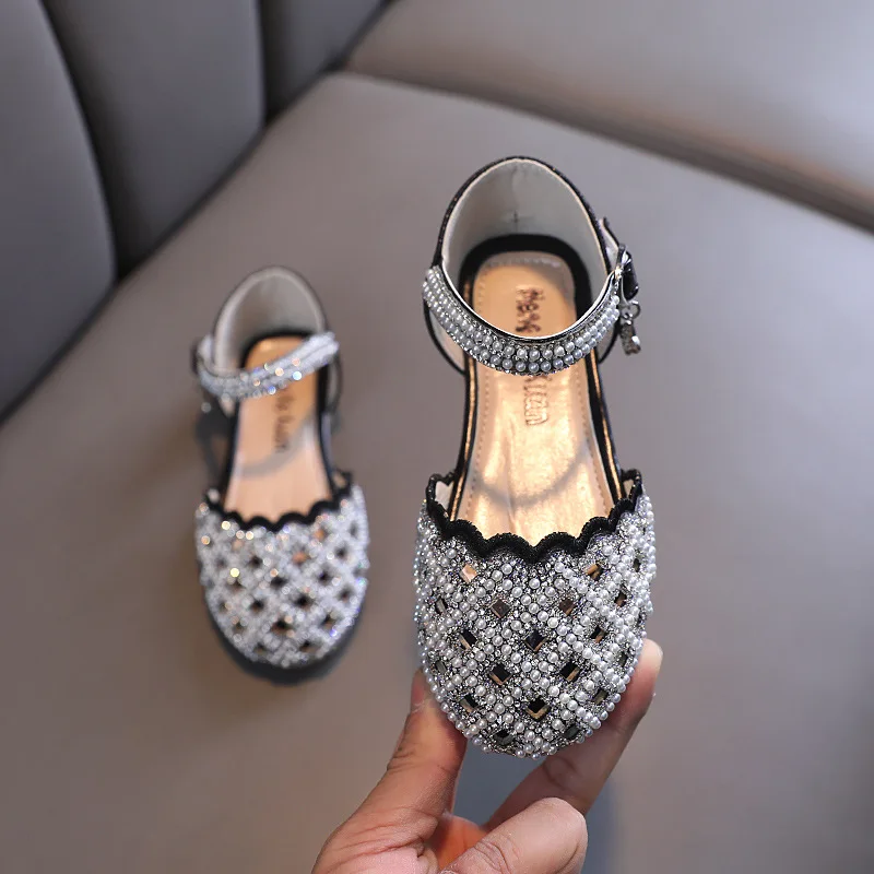 New Summer Girls Pearl Sparkle Dance Shoes Children Hollow Soft-Soled Mary Jane Princess Sandals Kids Student Campus Casual Shoe