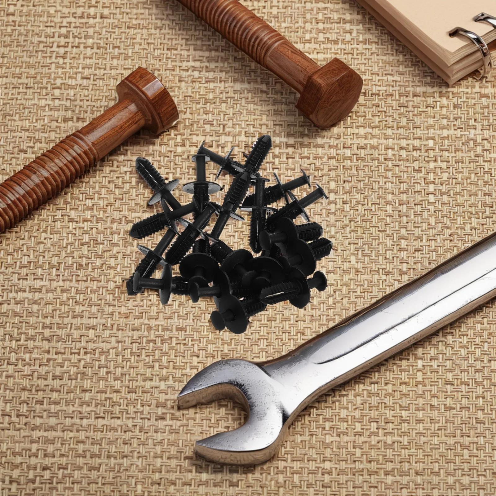 

20Pcs Plastic Wing Fender Clips Car Retainer Fasteners Push Pins Panel Trim Automotive Door Body Bumper Replacement Vehicle