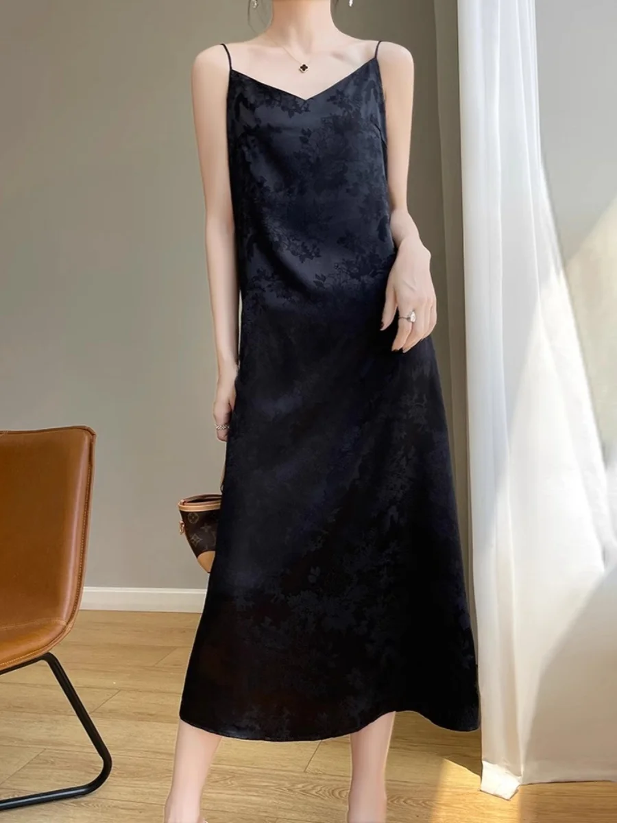 Cetim de seda ter Dr feminino verão high-end bordado ácido vestido de emagrecimento colete linha A longo Dr V-Ne No-Sve