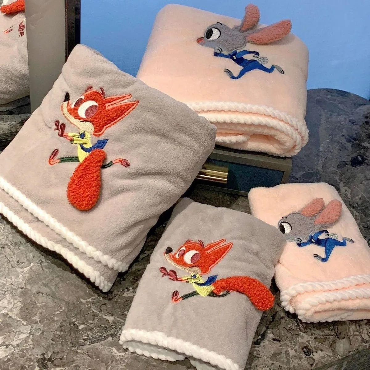 

2026 Kawaii Zootopia Nick Judy Bath Towel Set Quick Dry Super Absorbent Lint-Free for Couples Cute Anime Cartoon Holiday Gifts