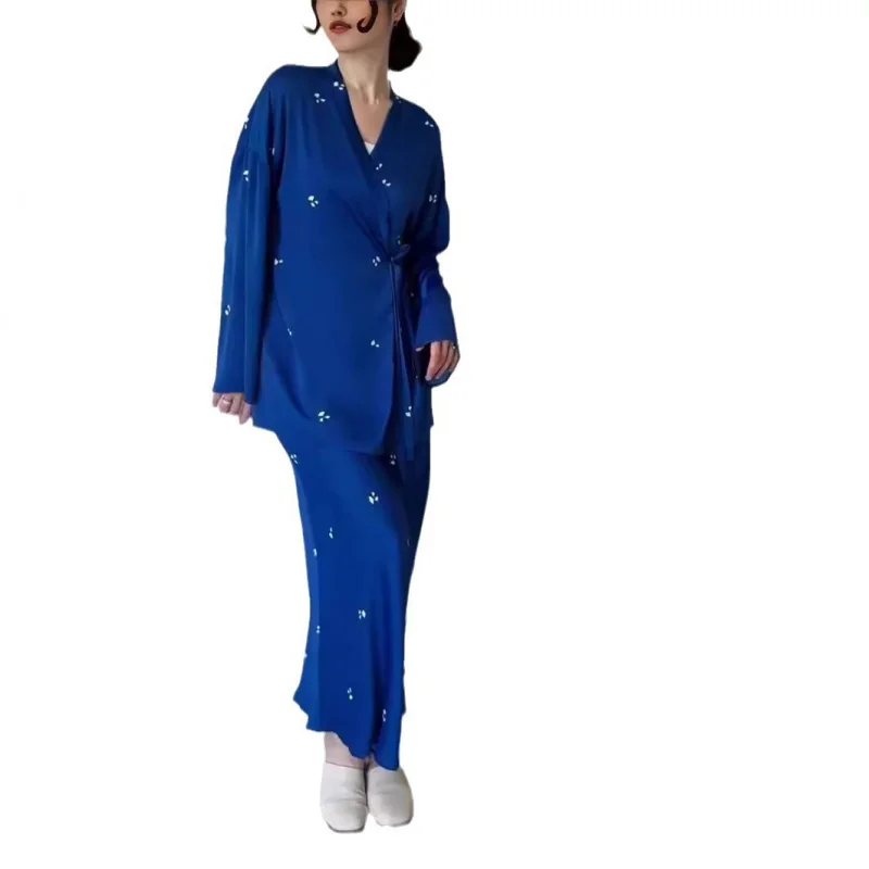 2025Novo conjunto de vestido longo de cetim drapeado com manga redonda estampada na cintura