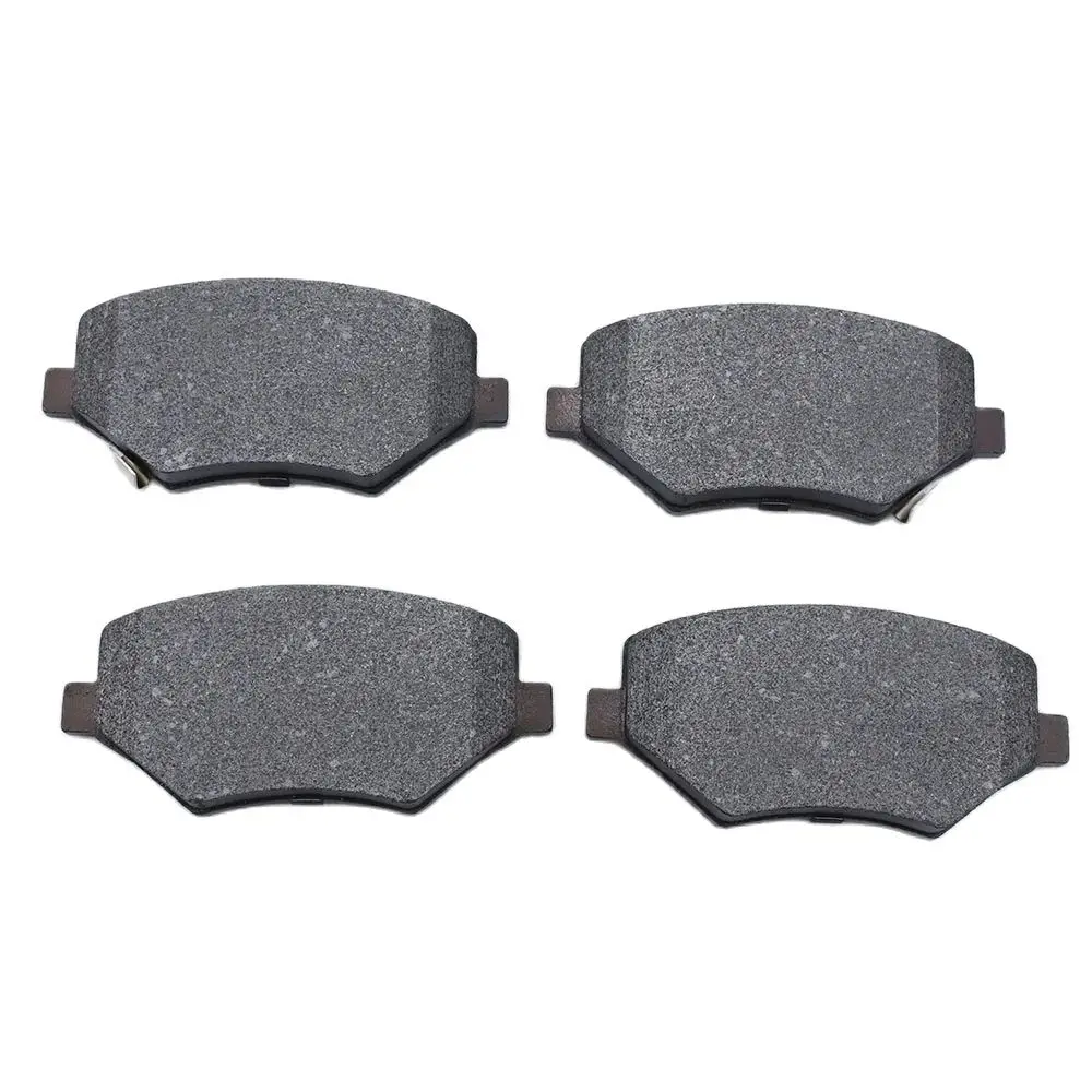 Front Brake Pad Set For Baojun 530 560 730 CN210M RC-5 RC-6 Valli Cloud Wuling Hongguang S3 Victory Fighting Accessories