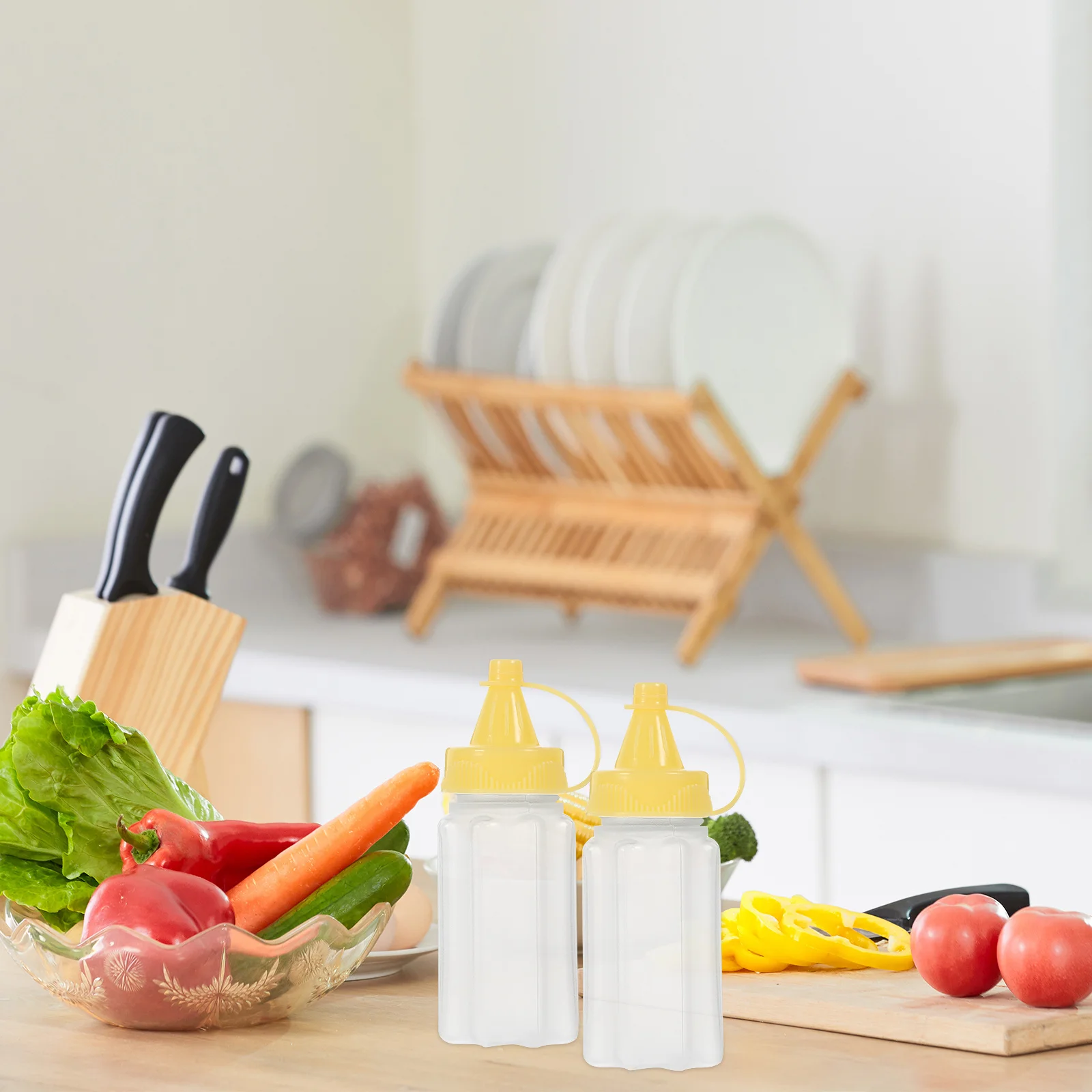 

4Pcs Sauce Squeeze Bottles Portable Transparent Condiment Bottles for Oil Vinegar Salad Dressing Kitchen Tools