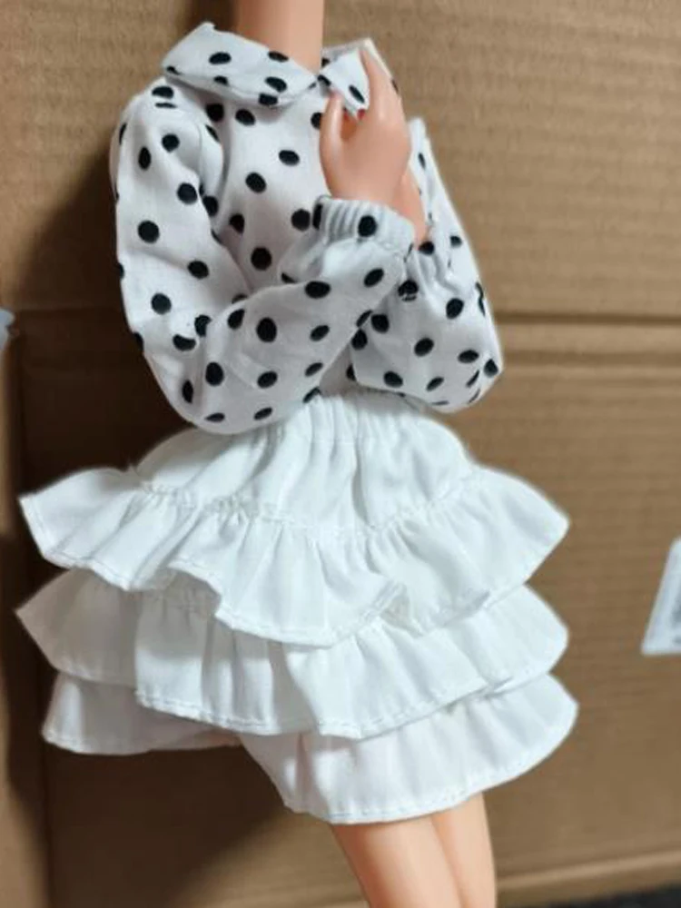 D05-P220 children toy 1/6 blyth ob24 ob27 azone19 joint BJD doll clothes black dot Round neck shirt