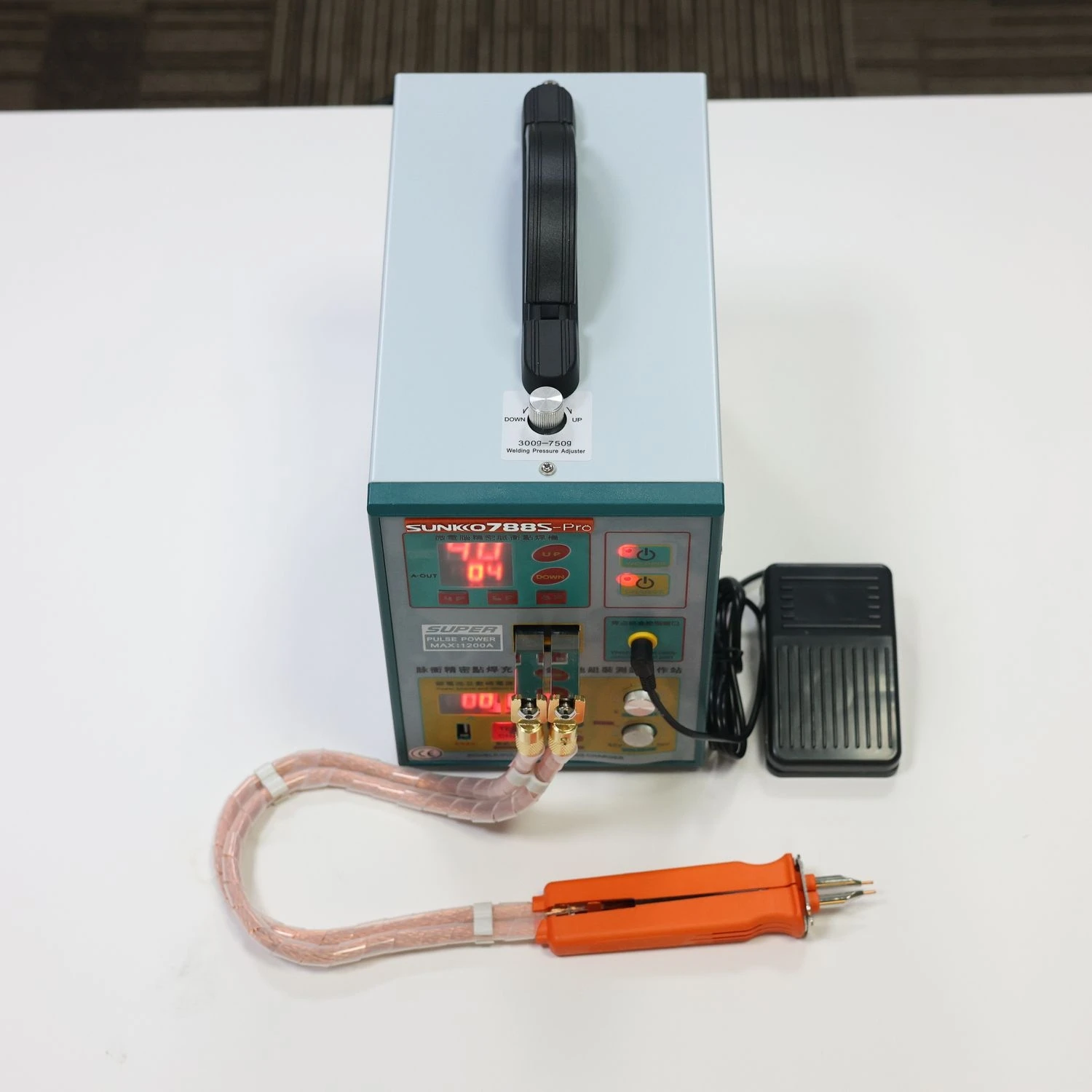 

Adjustable Current SUNKKO 788S-PRO Spot Welder Professional Grade for Battery Packs Jewelry